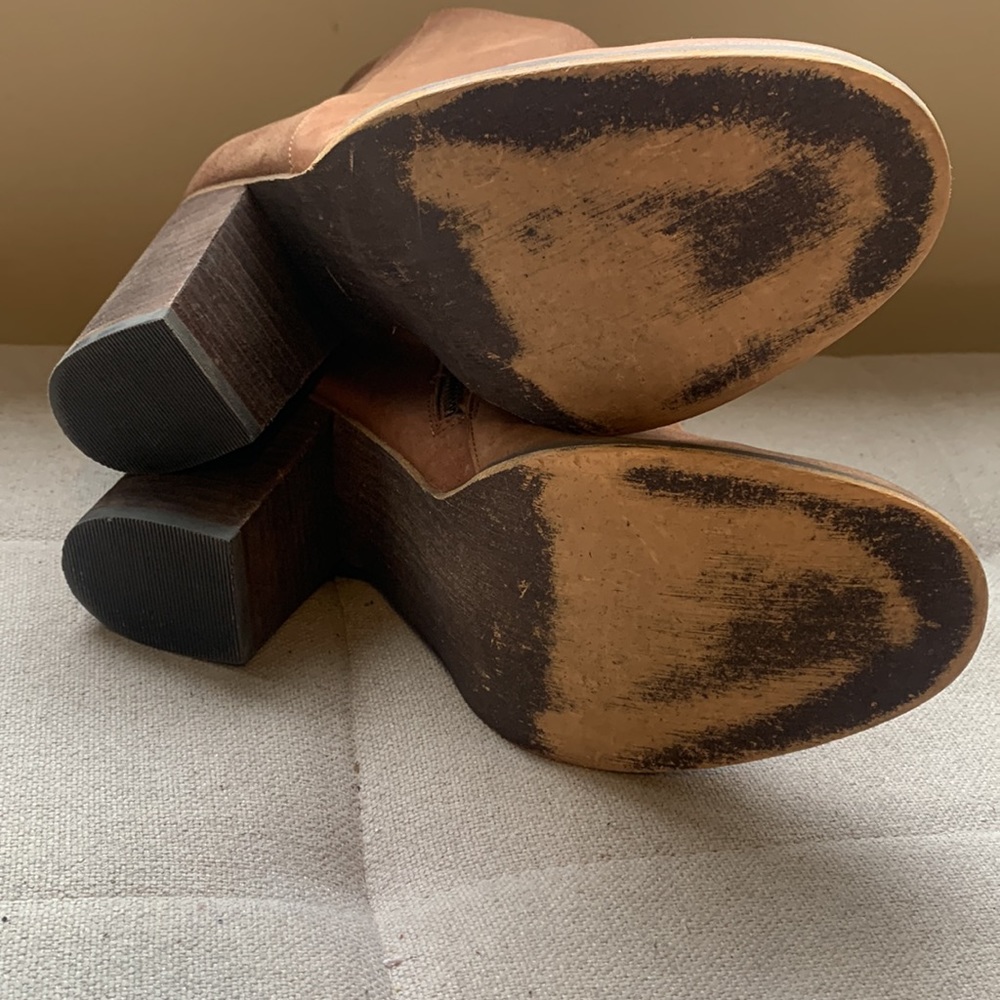 B.P. Women's Brown Block Heel Leather Bootie Size 9.5 - Picture 14 of 15